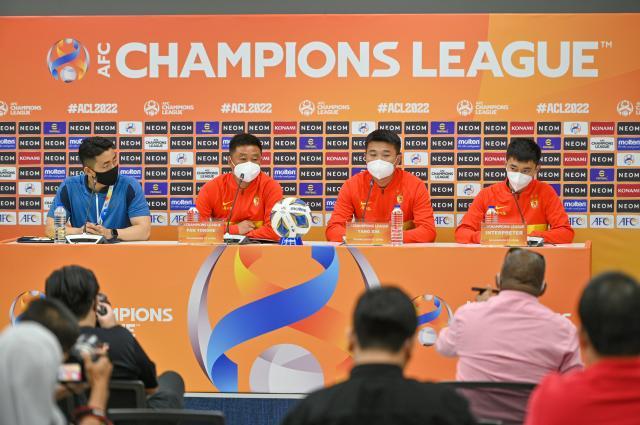 开云体育下载-三名大哥坐镇中轴线 广州队:亚冠上场即全力以赴